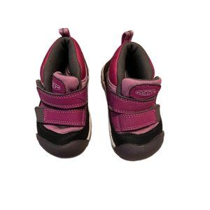Keens toddler size 6 pink shoes